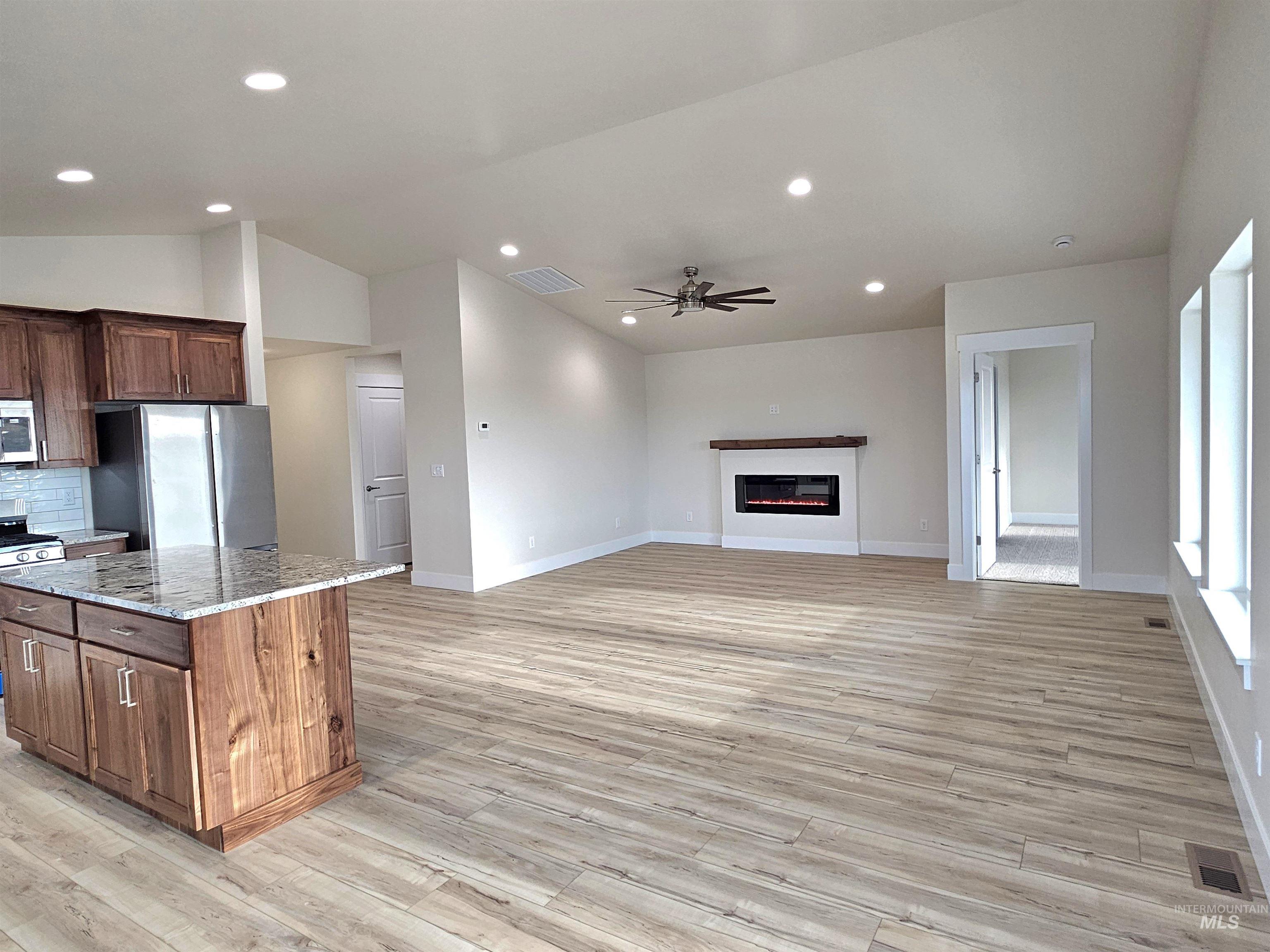 930 Tunnel Street Property Photo 13