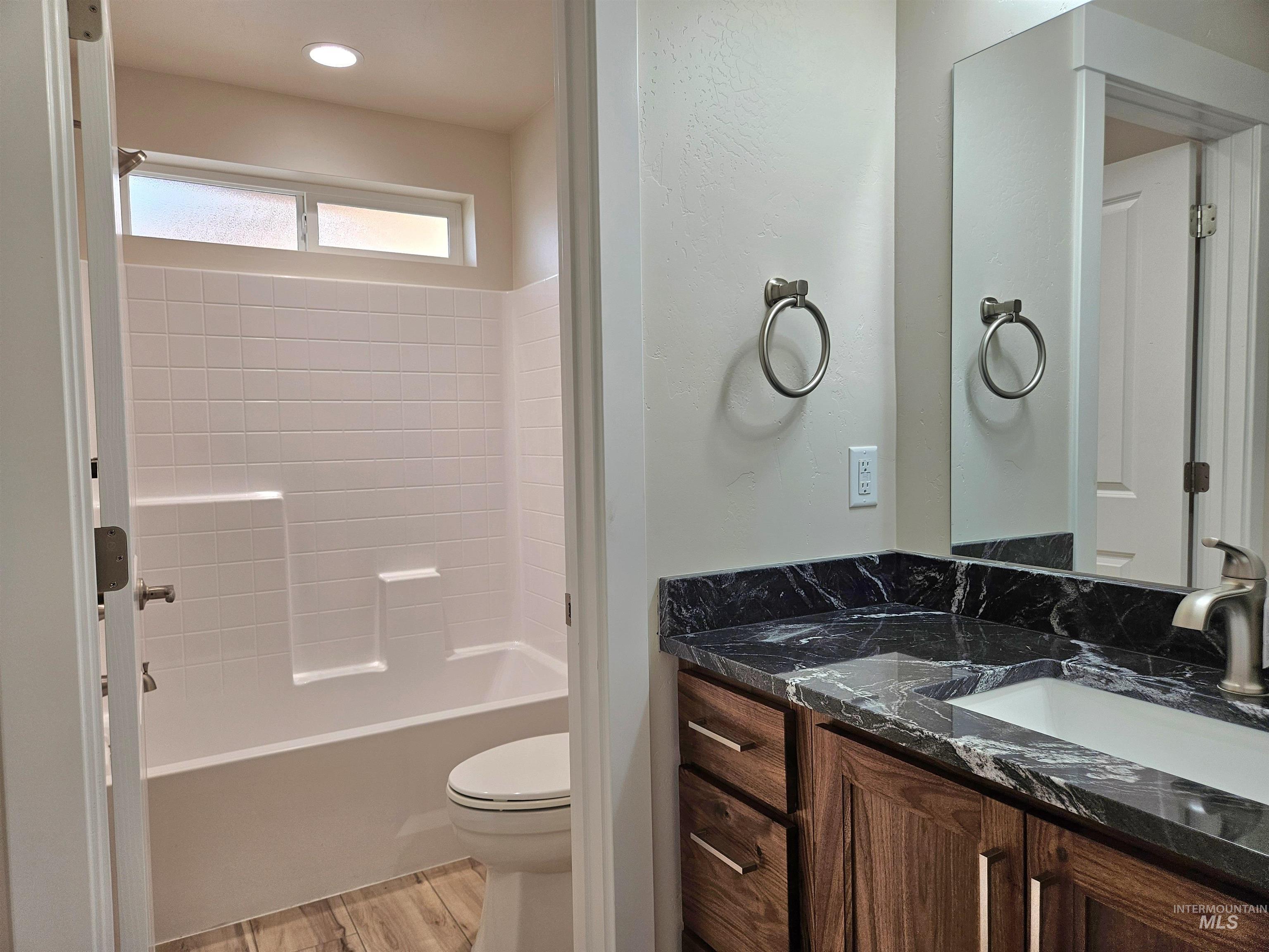 946 Tunnel Street Property Photo 20