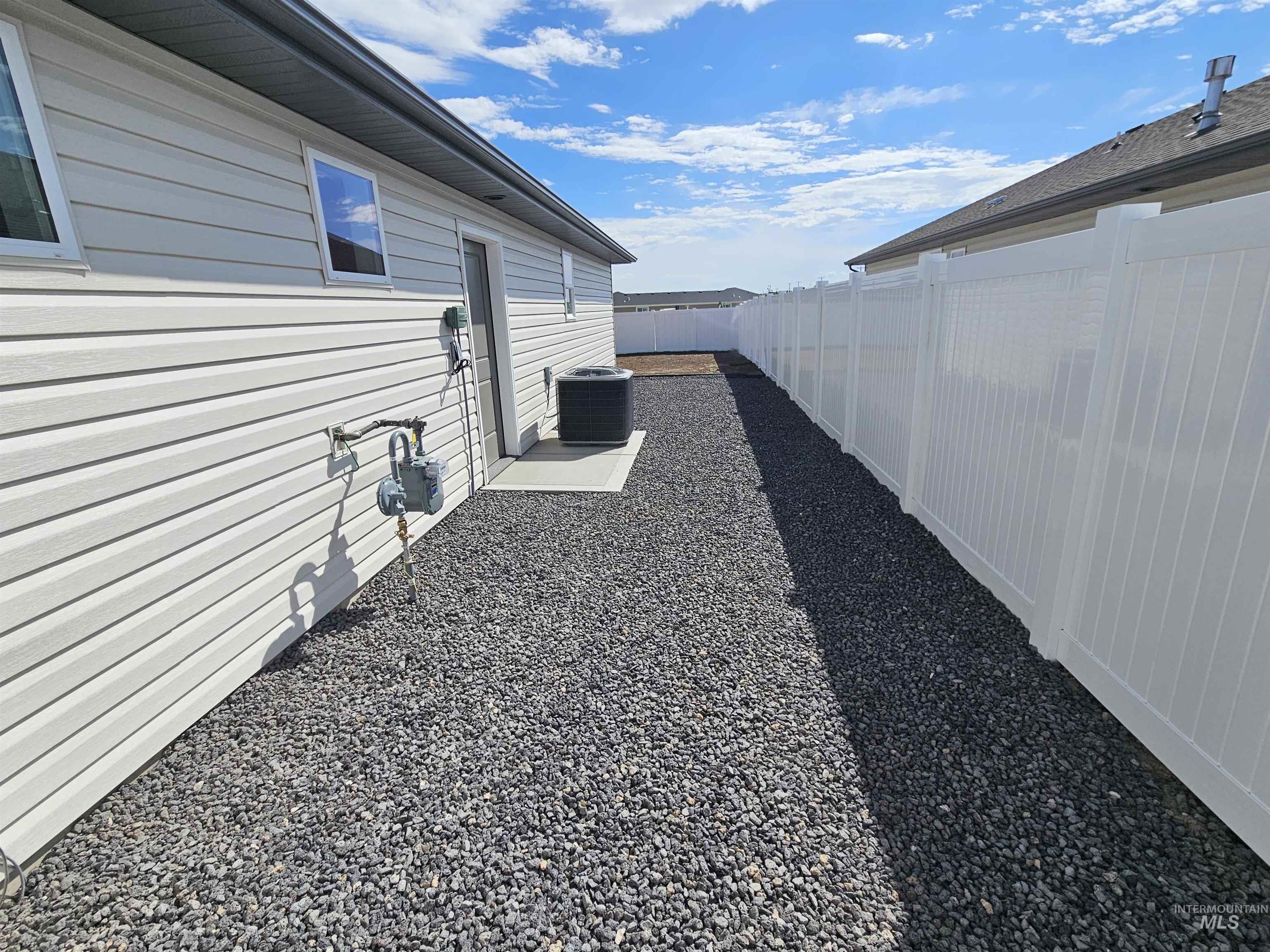 946 Tunnel Street Property Photo 26
