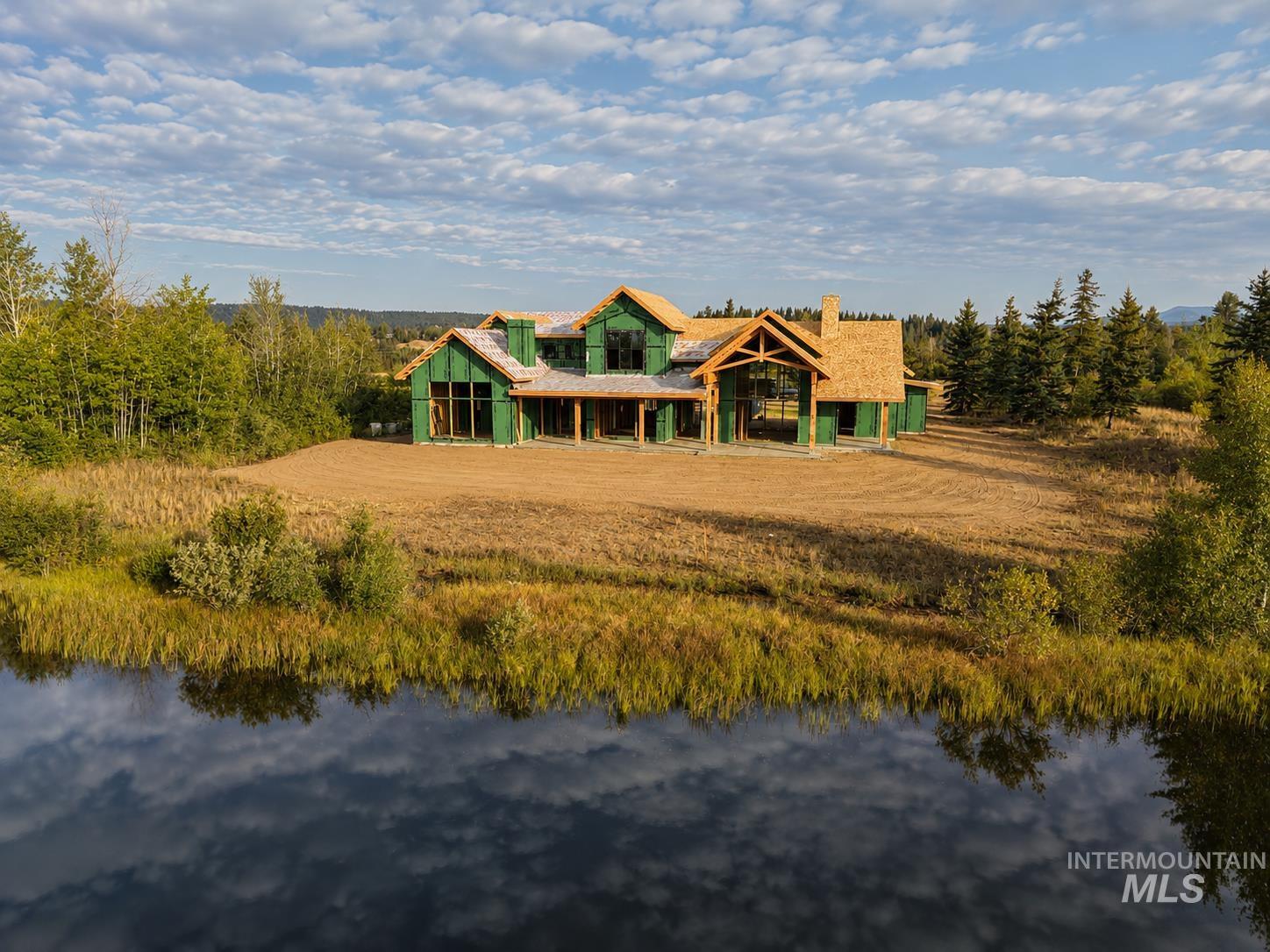 204 Rawhide Loop Property Photo 4