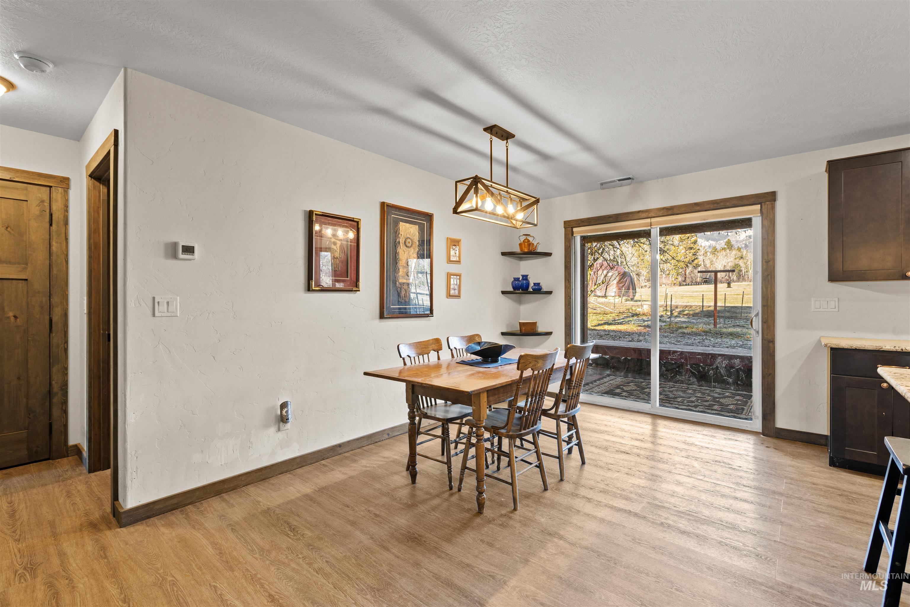 3488 Ward Rd Property Photo 13