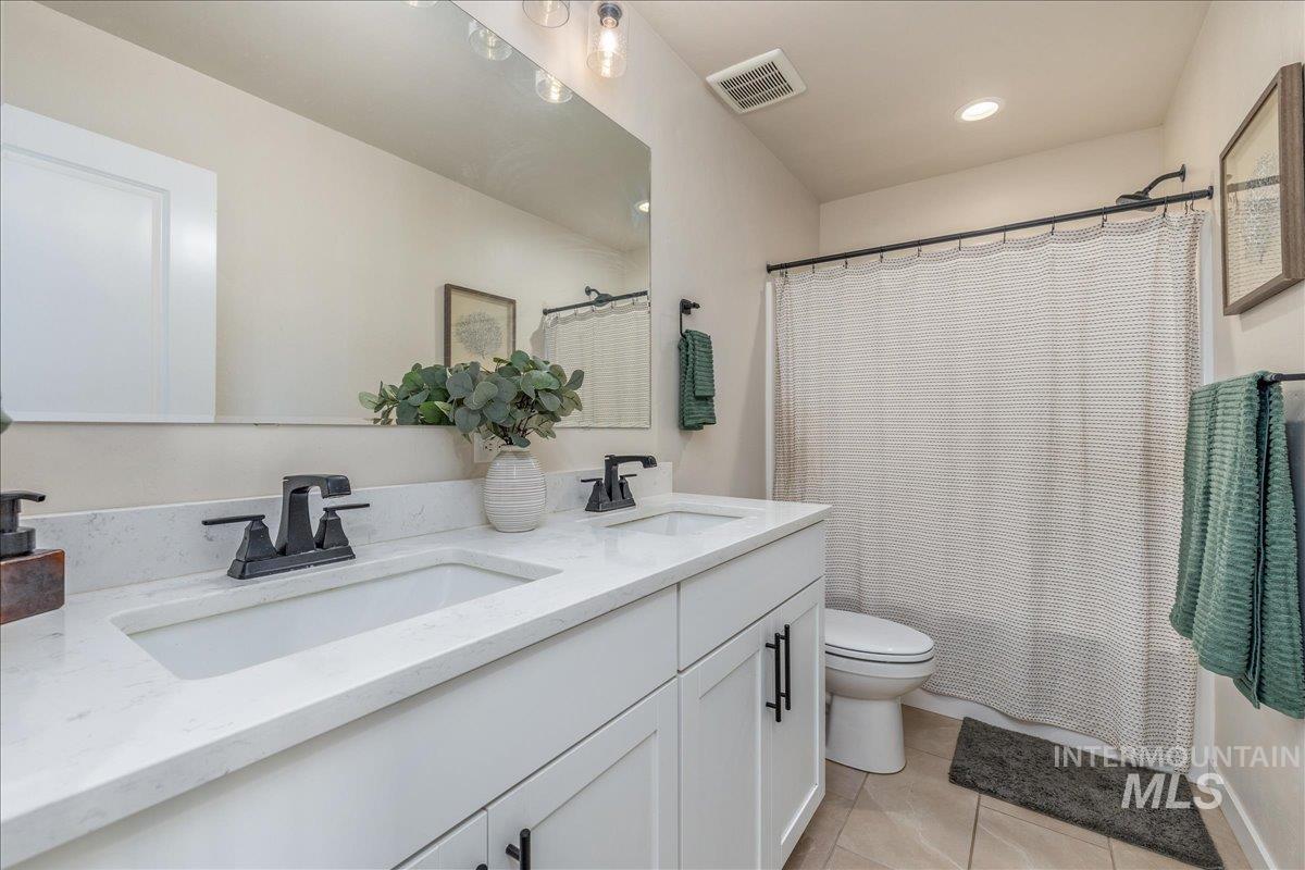 11355 W Soaring Hawk St Property Photo 31