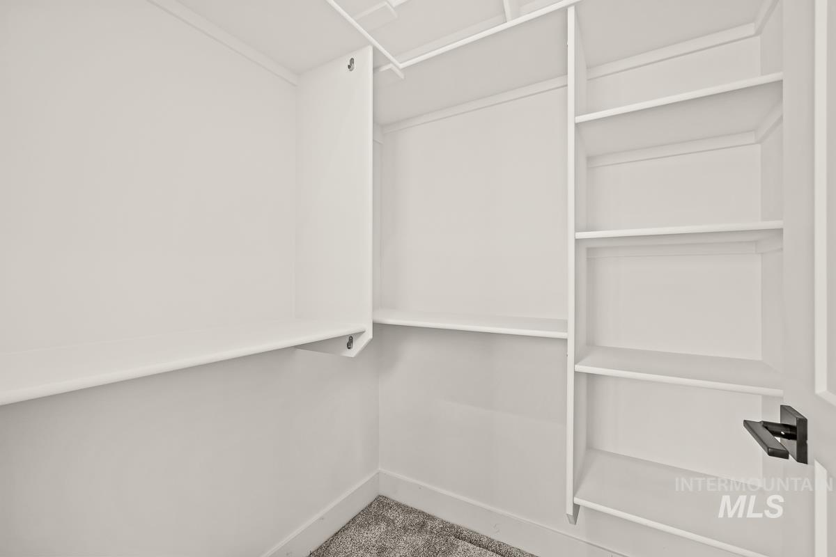 27387 Iron Horse Dr Property Photo 30