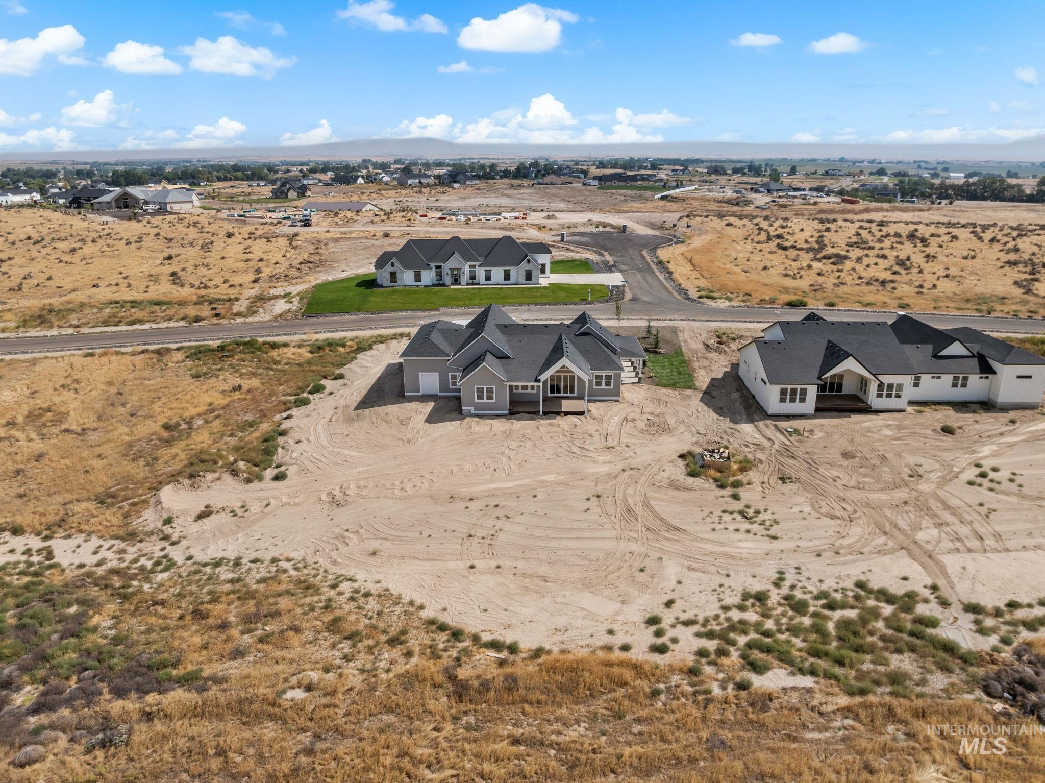 27387 Iron Horse Dr Property Photo 46
