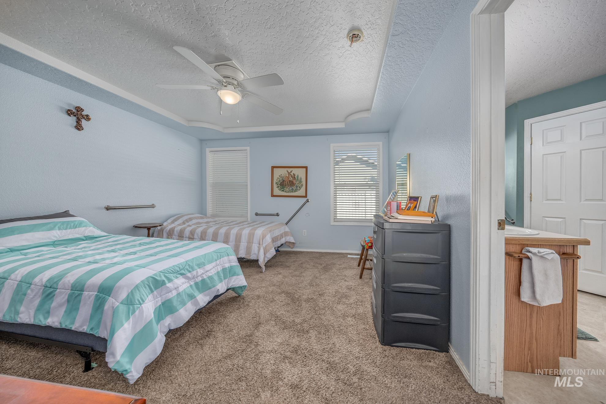 1006 Mallard St Property Photo 12