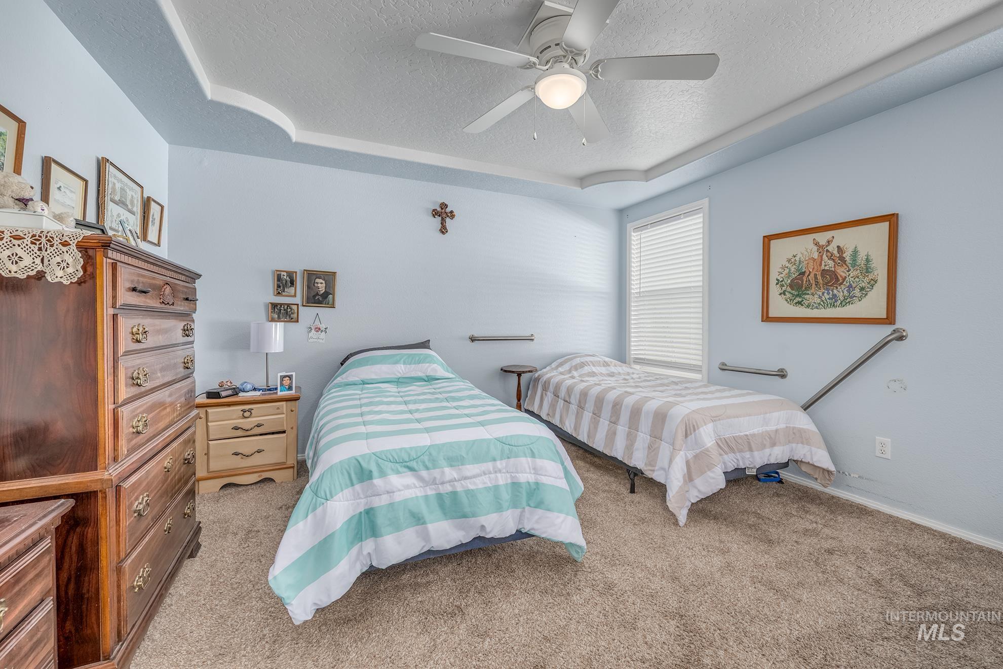 1006 Mallard St Property Photo 13