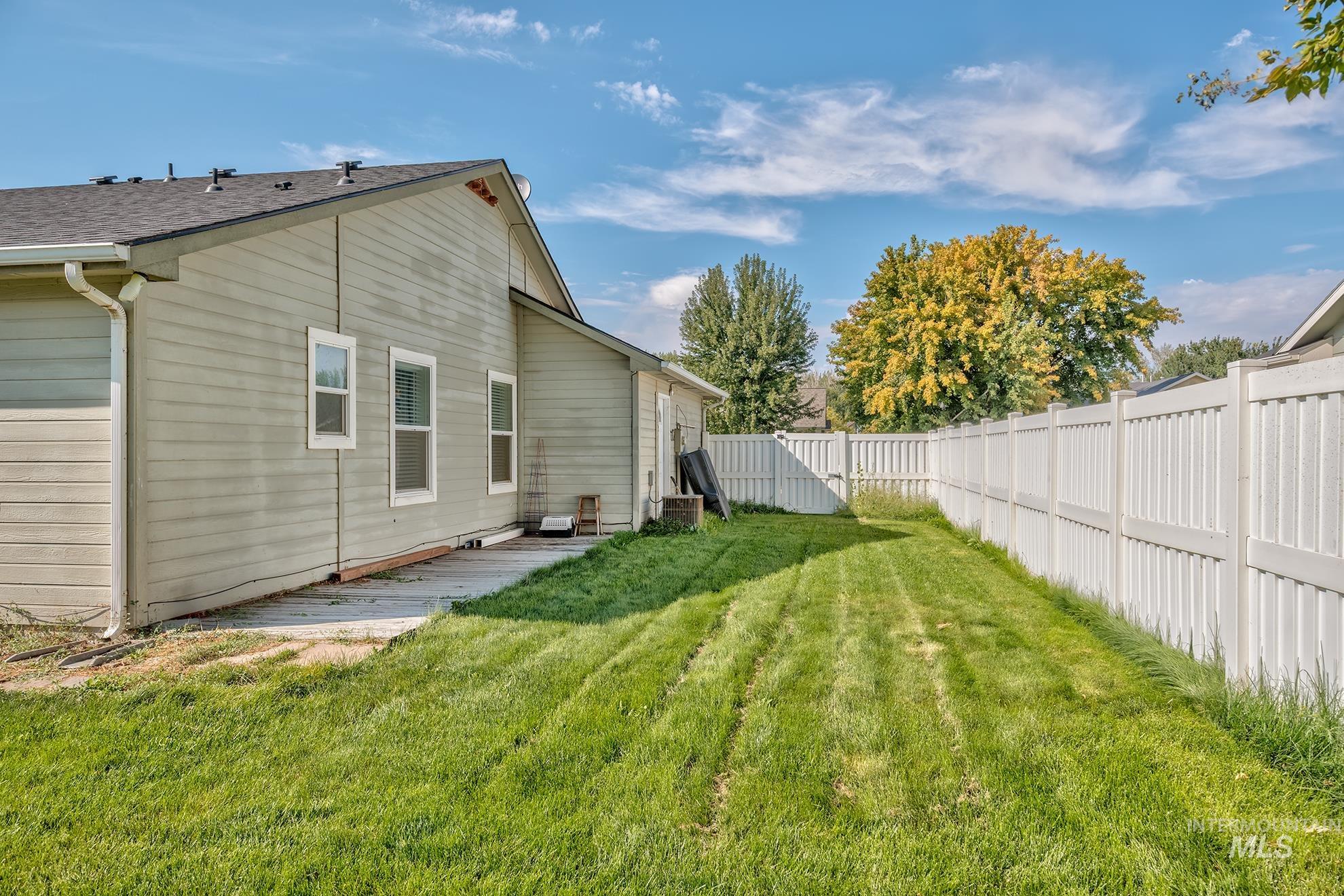 1006 Mallard St Property Photo 26