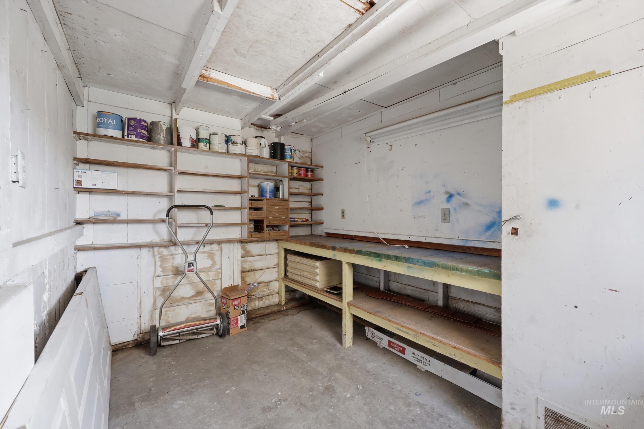 824 S Robert St. Property Photo 25