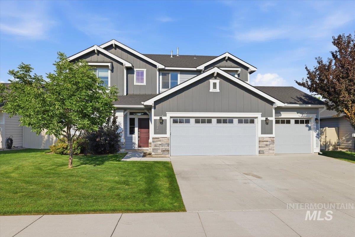 8873 S Royal Gala Ave. Property Photo 3