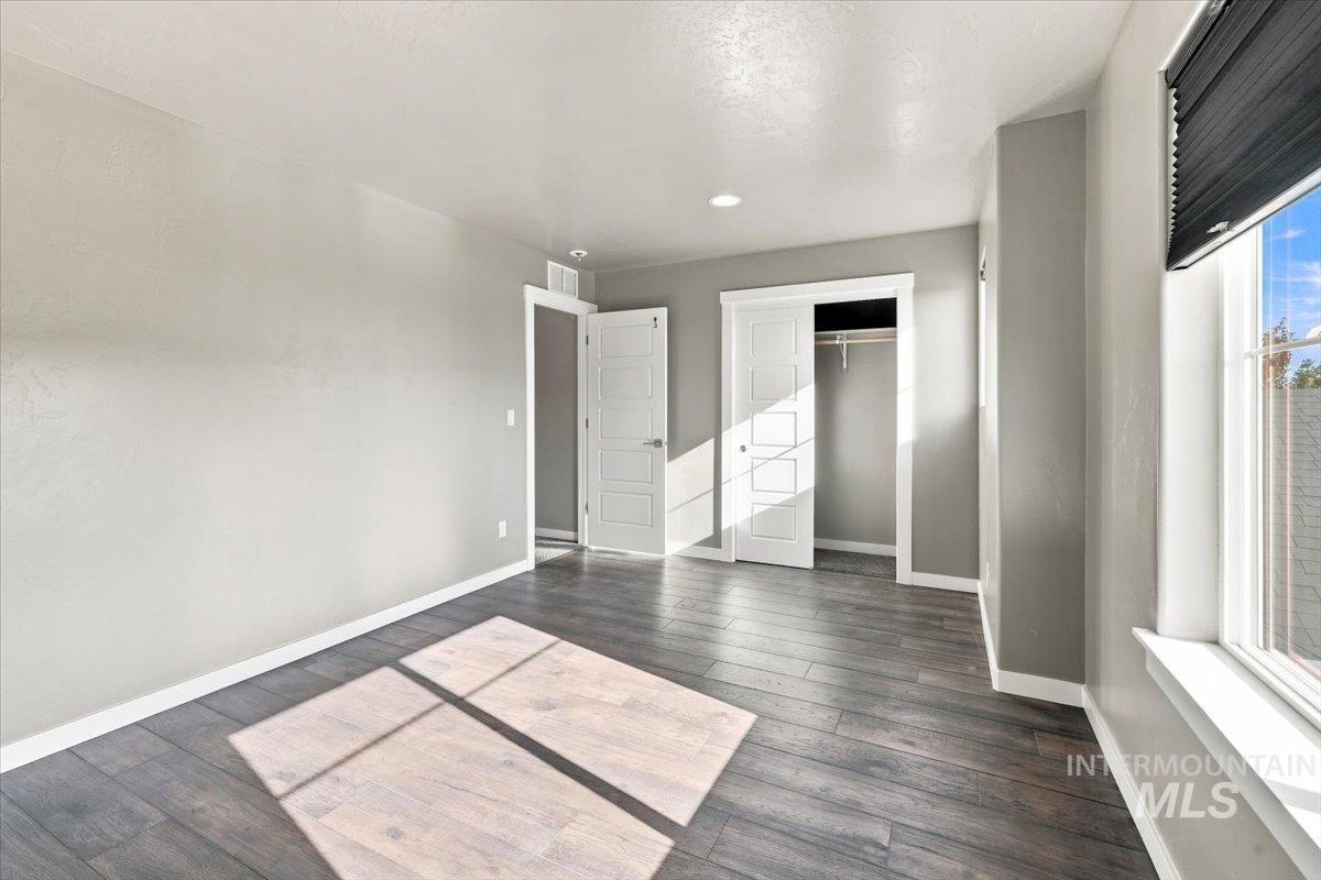 8873 S Royal Gala Ave. Property Photo 20