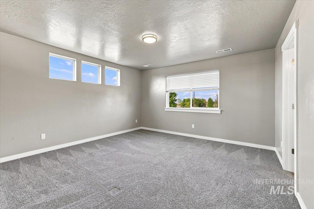 8873 S Royal Gala Ave. Property Photo 24