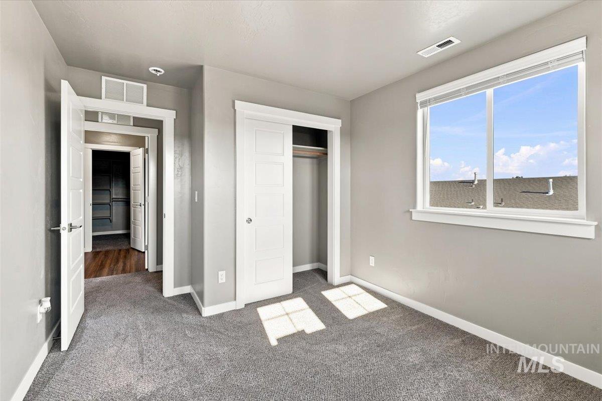 8873 S Royal Gala Ave. Property Photo 31