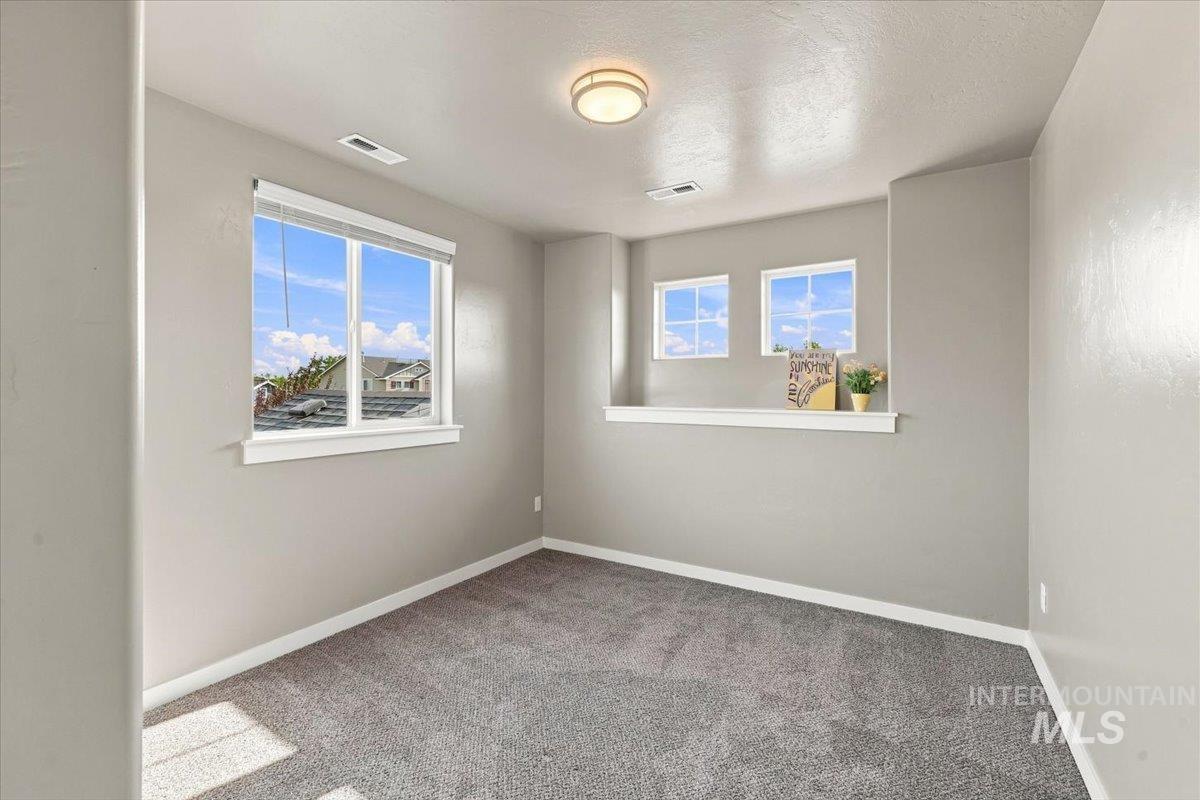8873 S Royal Gala Ave. Property Photo 33