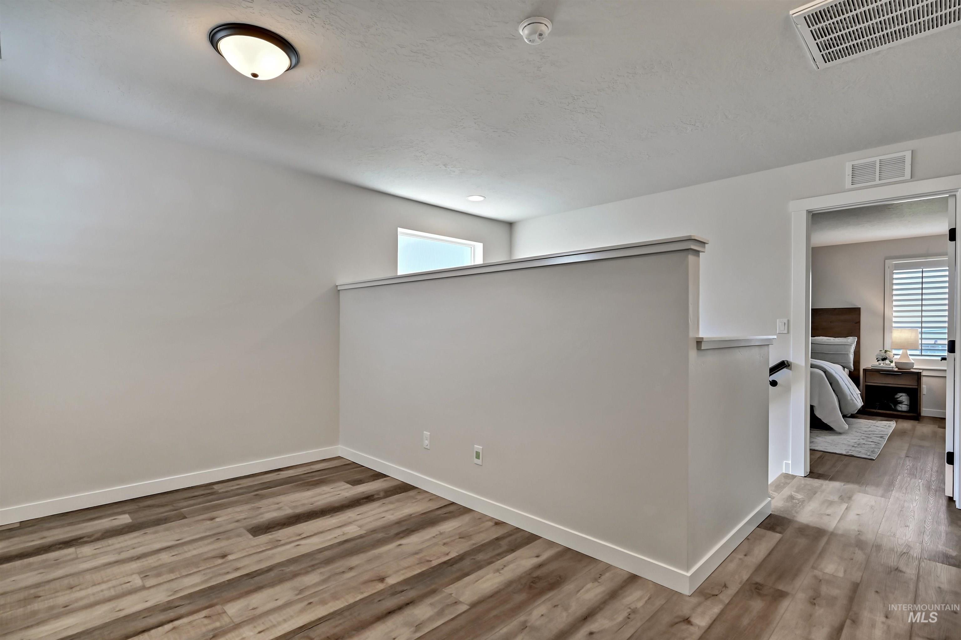 5319 S Redeken Pl Property Photo 10