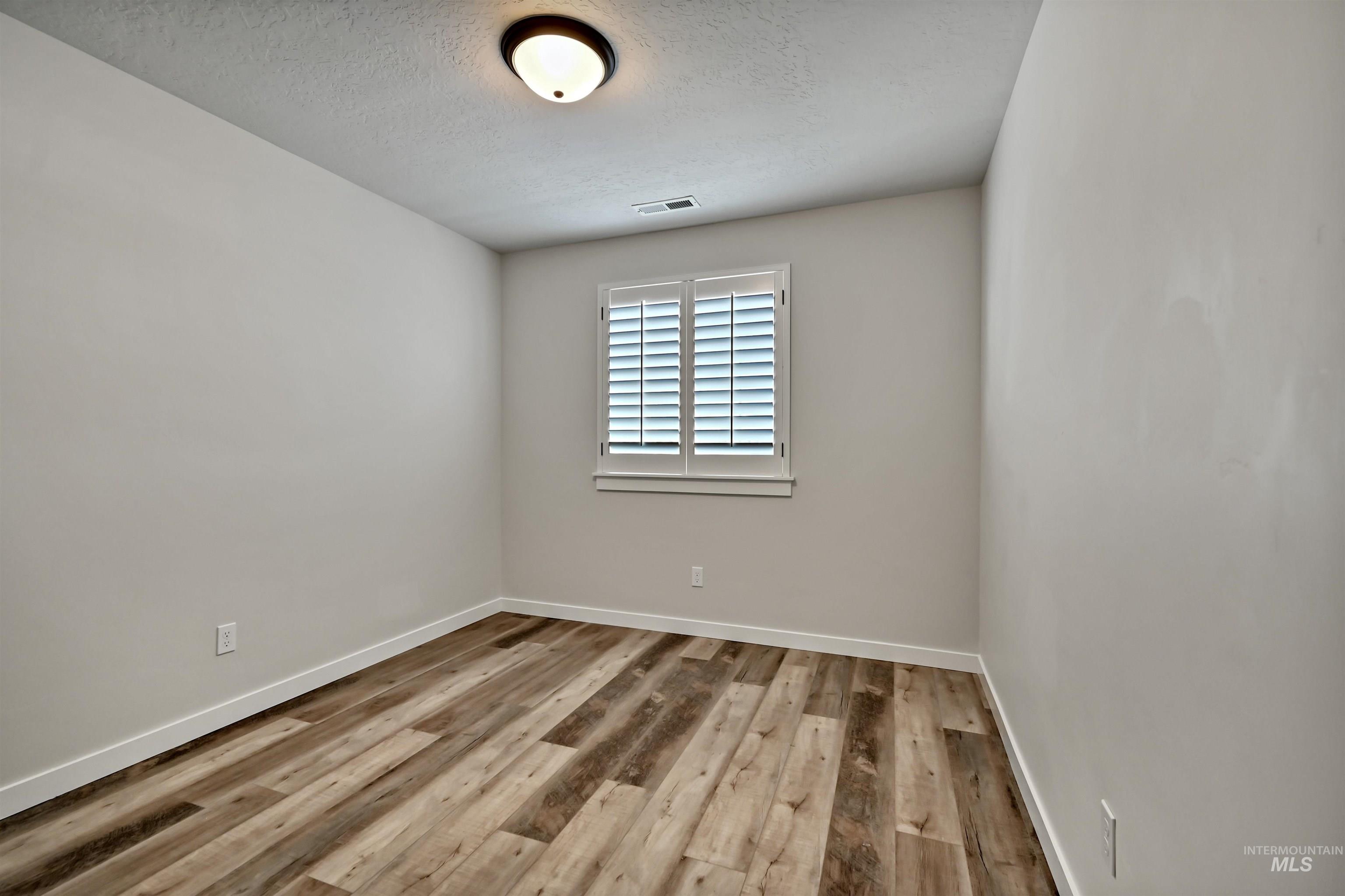 5319 S Redeken Pl Property Photo 19