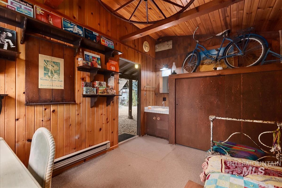 24096 Lansing Ln Property Photo 13