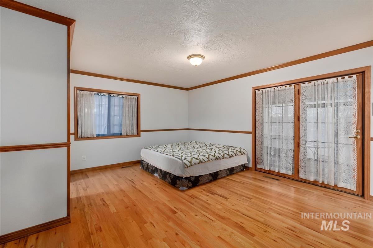 24096 Lansing Ln Property Photo 37