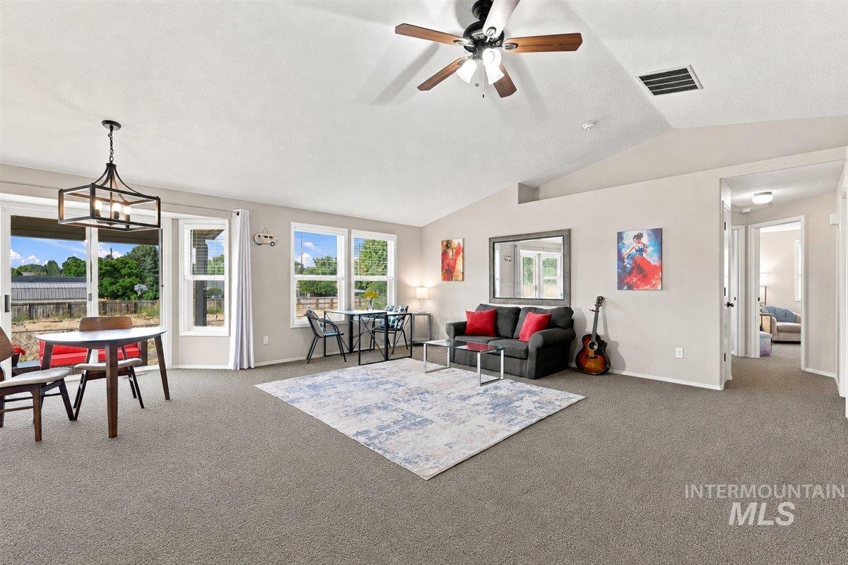 2307 Pisces Dr Property Photo 5