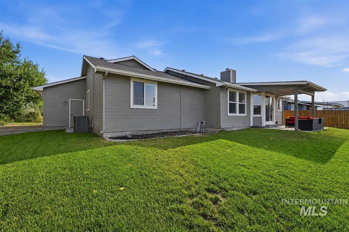2307 Pisces Dr Property Photo 24