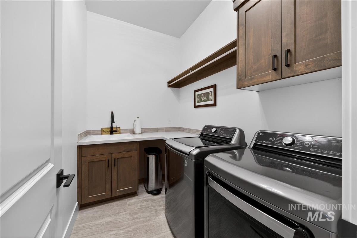 1911 N Willowick Ave Property Photo 25