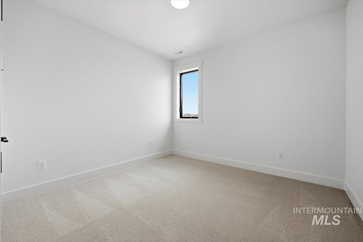 2483 N Buhrstone Ave Property Photo 42