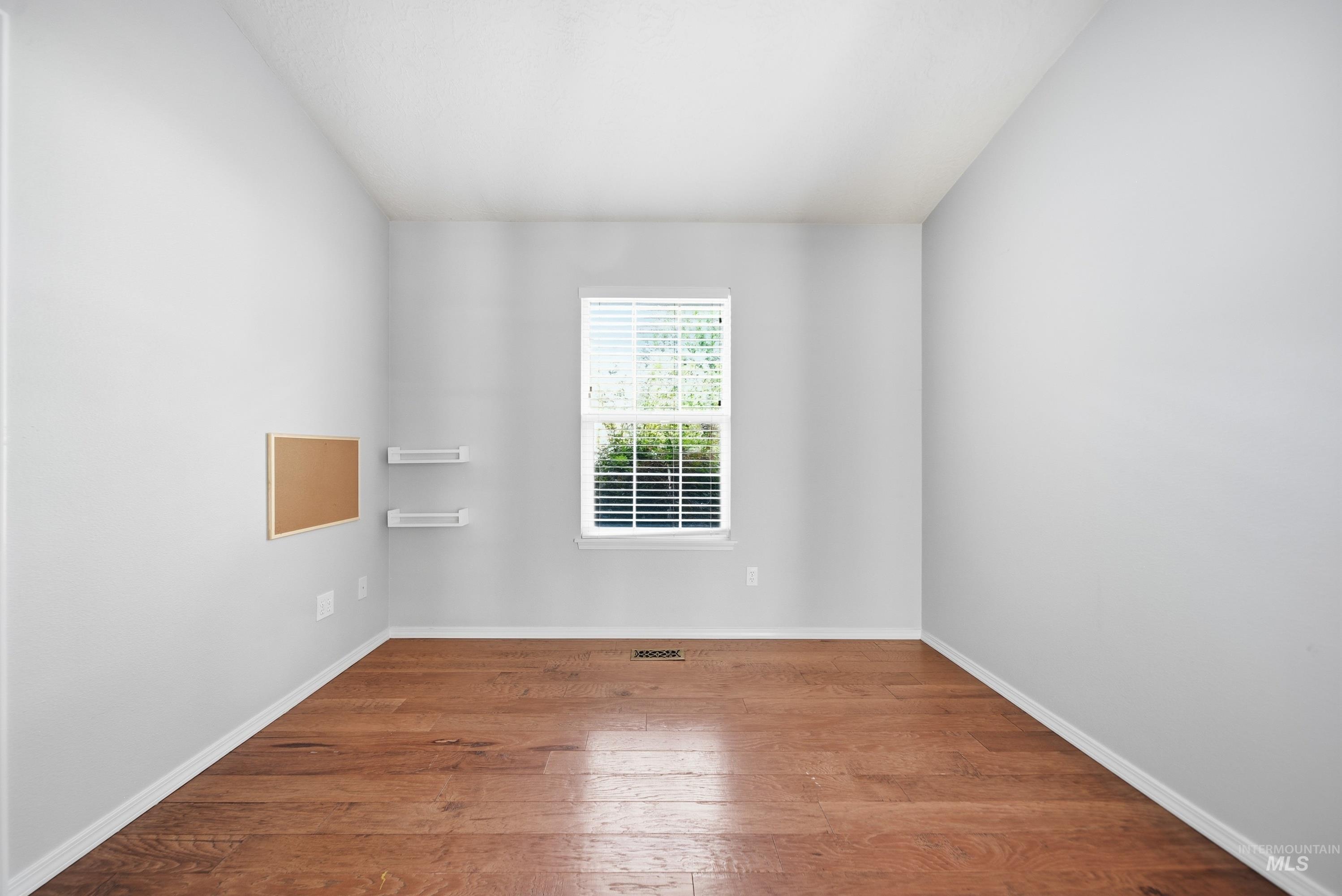 5417 N Hertford Way Property Photo 16