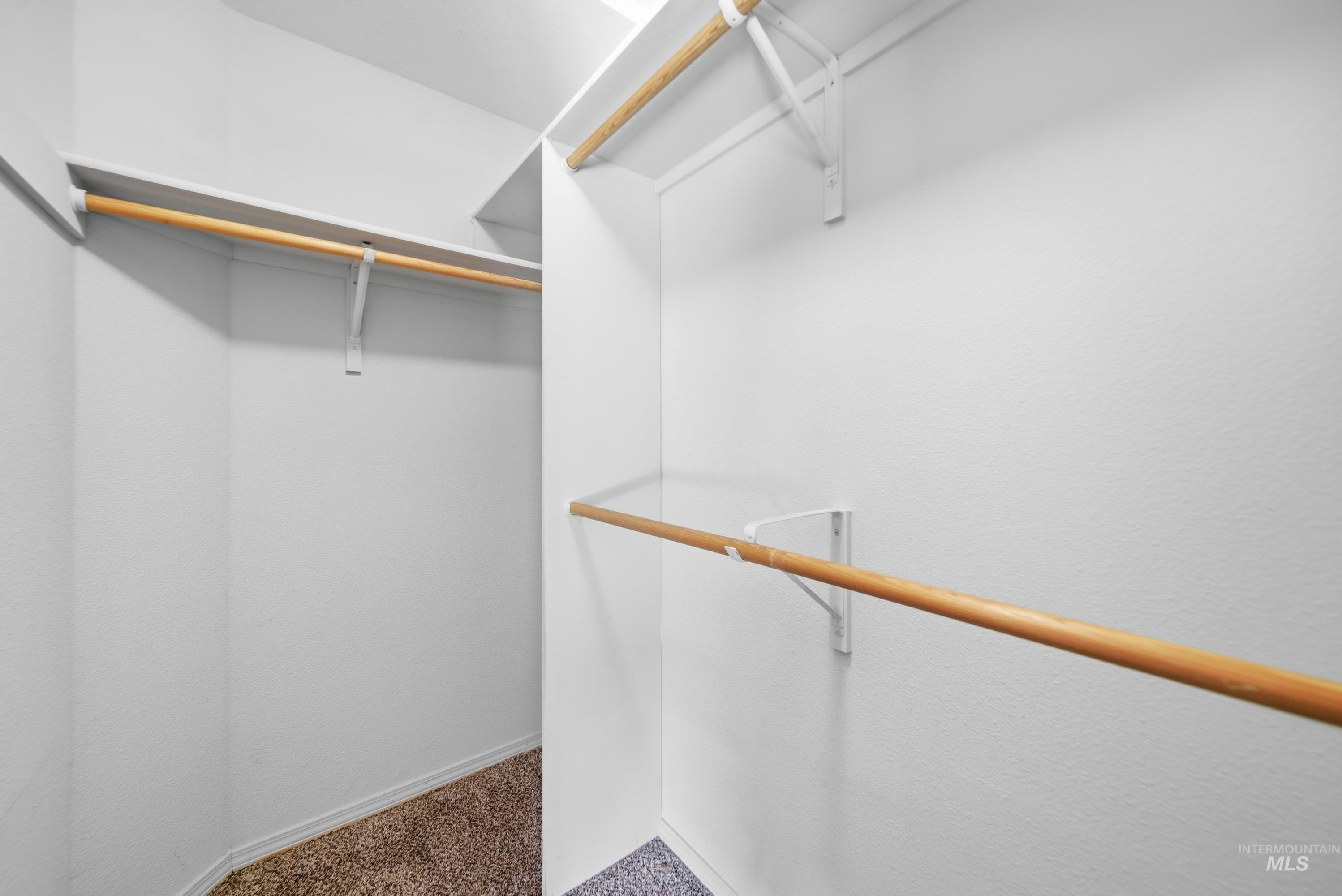5417 N Hertford Way Property Photo 21