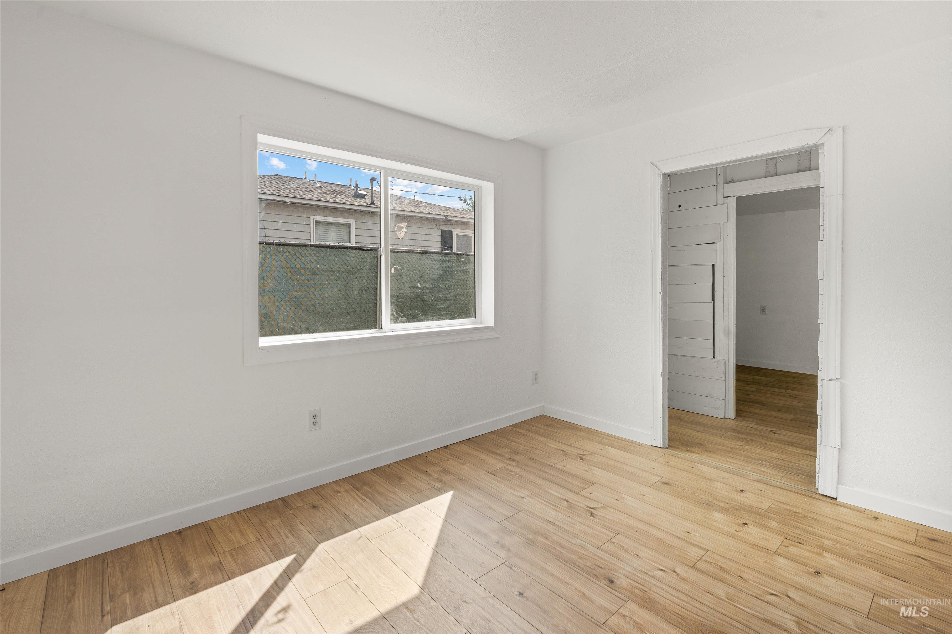 816-818 9th Street Property Photo 5