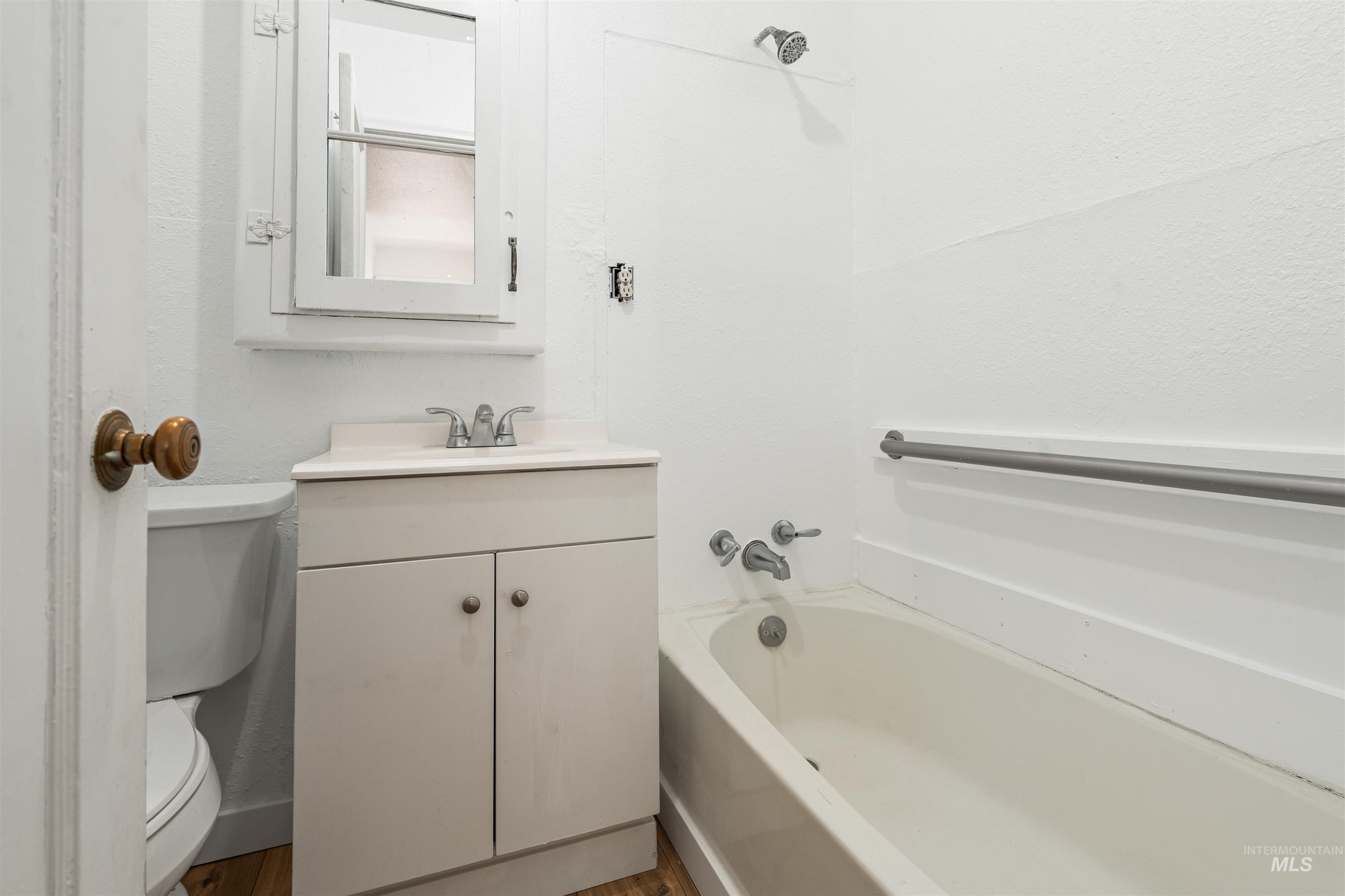 816-818 9th Street Property Photo 11