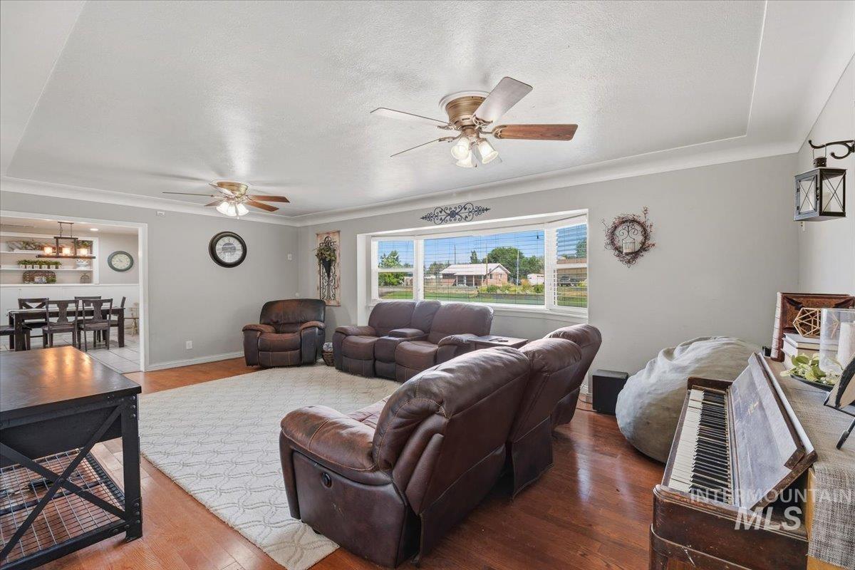 19 E 100 S Property Photo 12