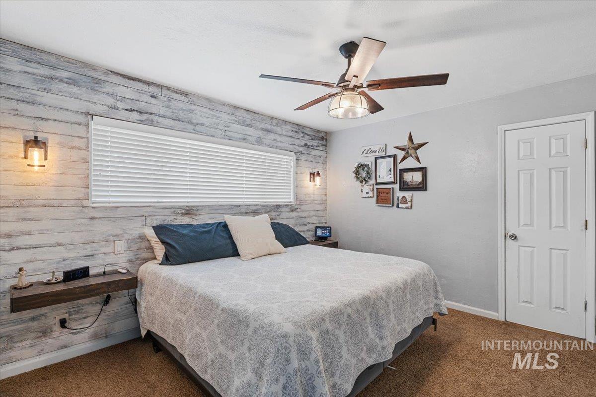 19 E 100 S Property Photo 20