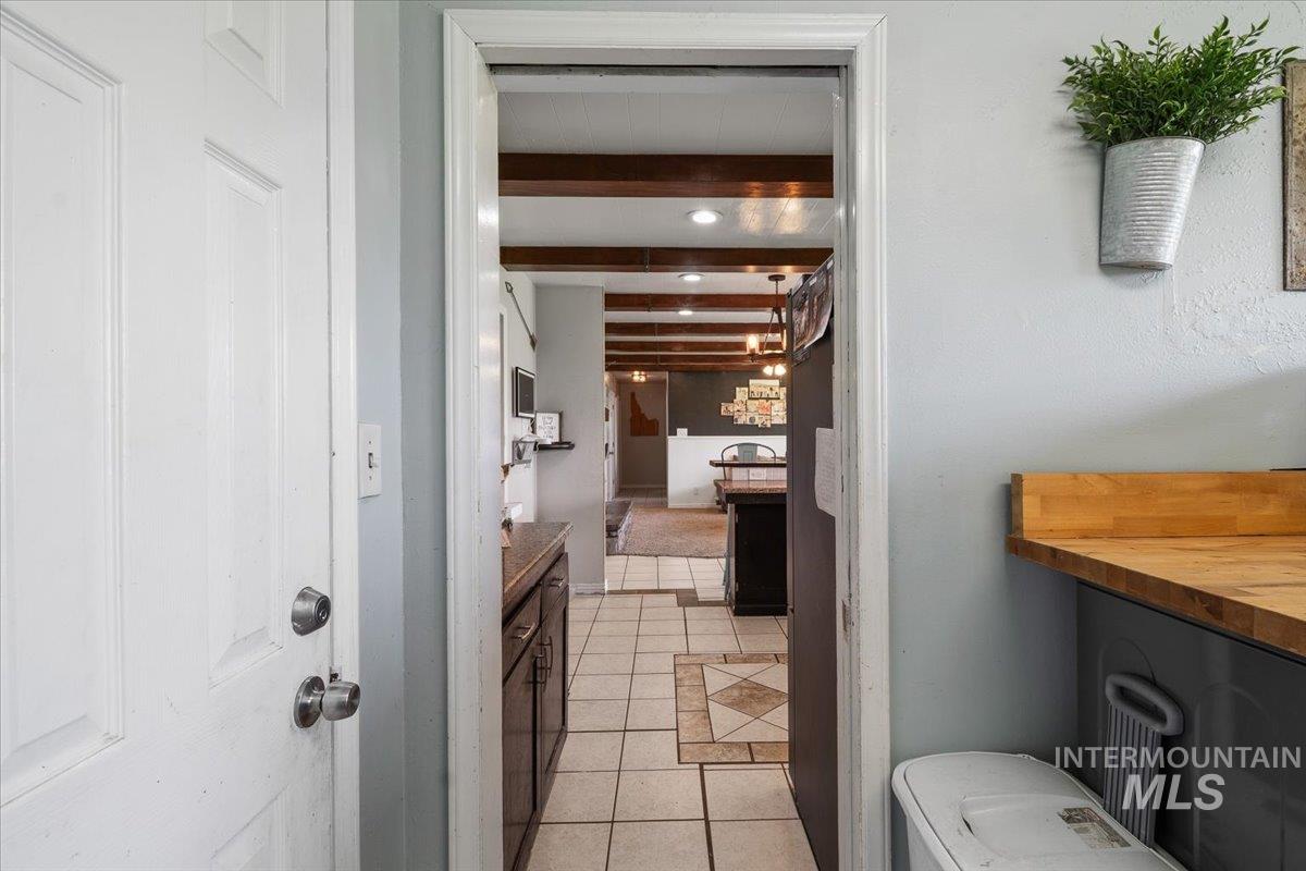 19 E 100 S Property Photo 23