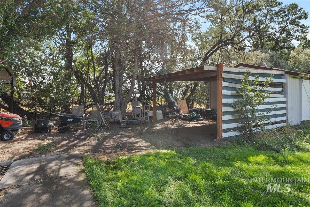 19 E 100 S Property Photo 33