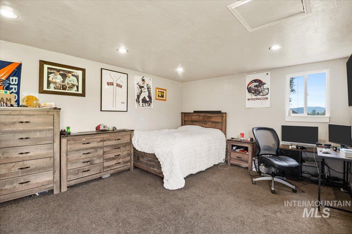 19 E 100 S Property Photo 35