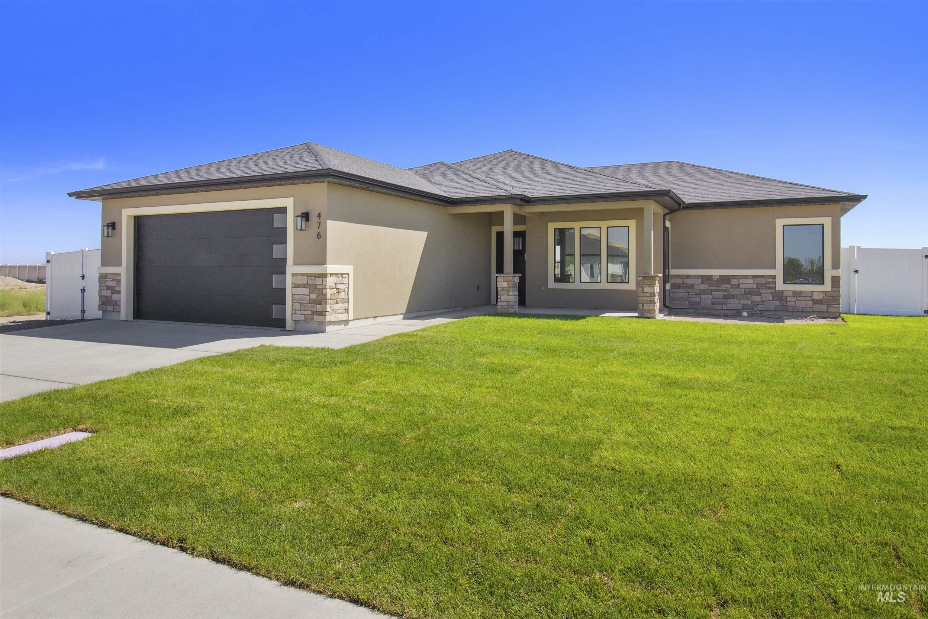 476 Sunspot Property Photo 2