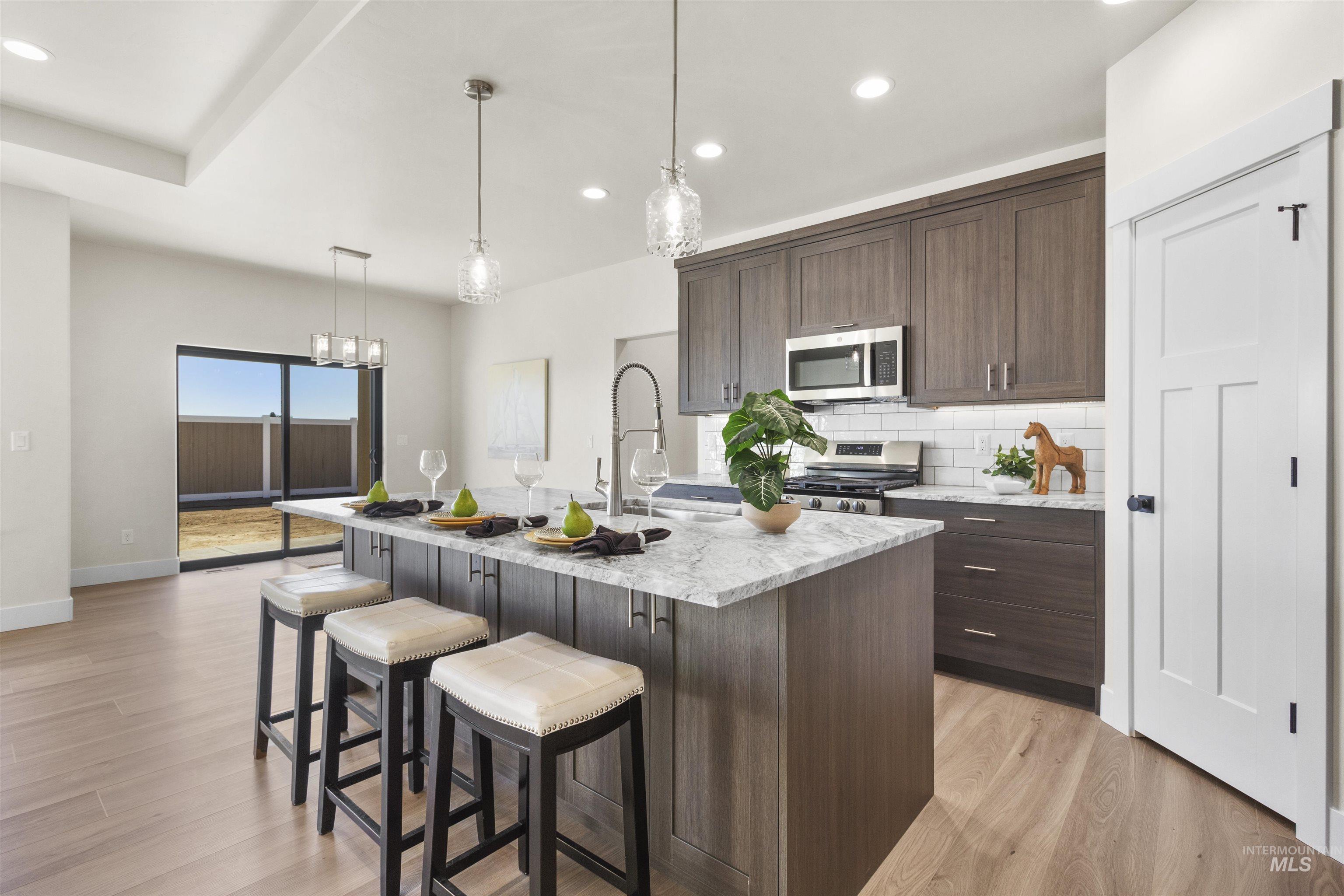 476 Sunspot Property Photo 6