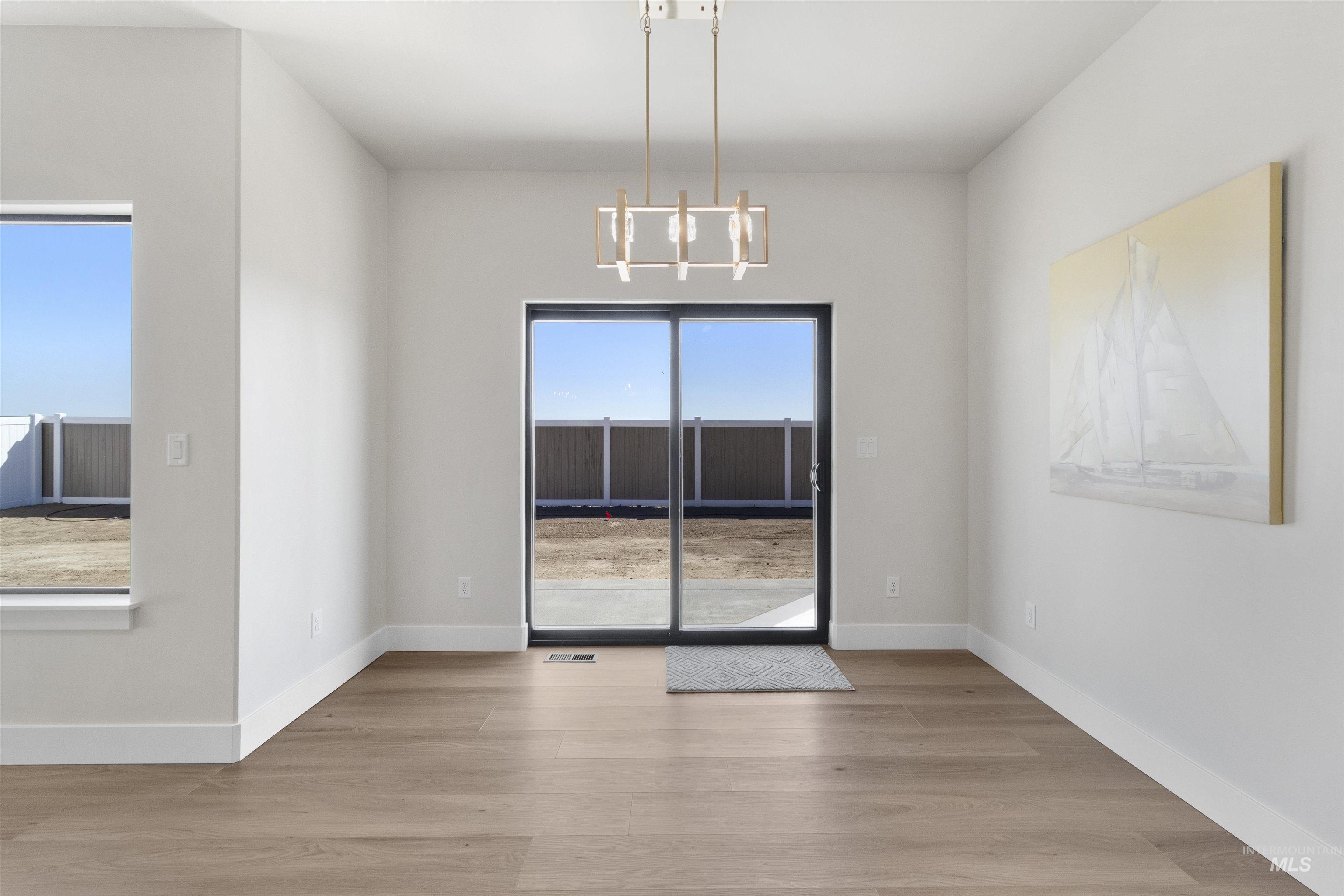 476 Sunspot Property Photo 15