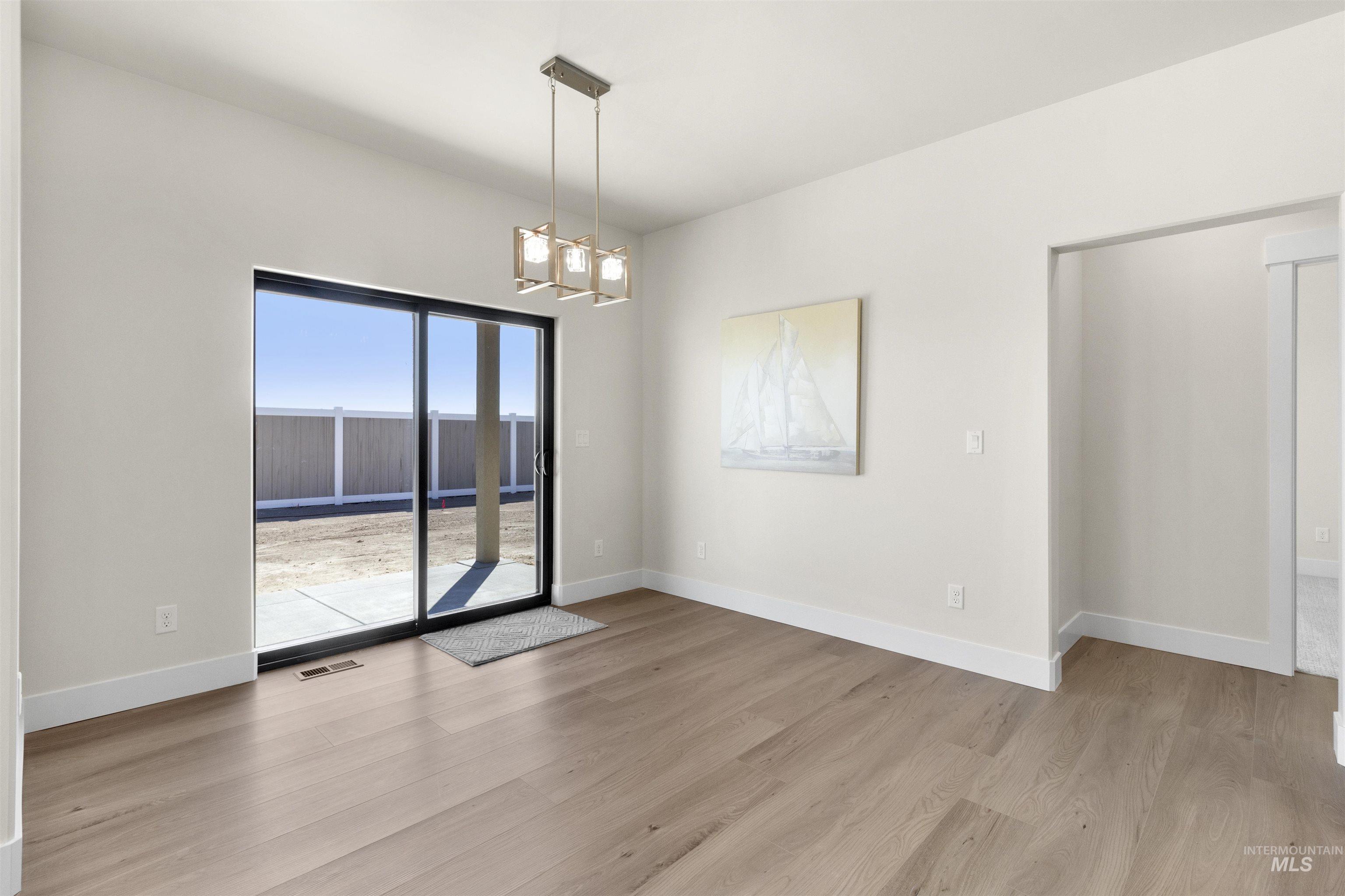 476 Sunspot Property Photo 16
