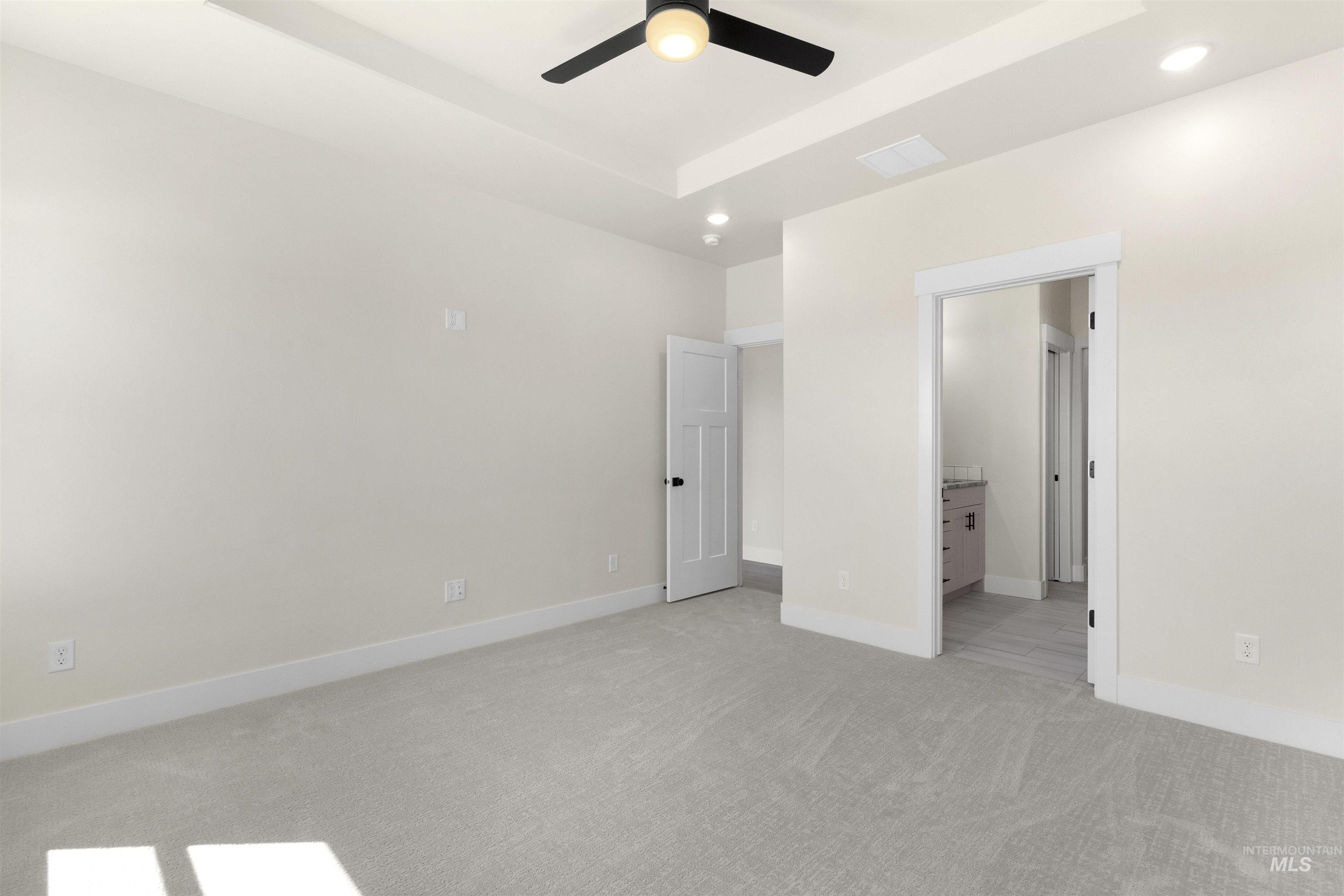 476 Sunspot Property Photo 17