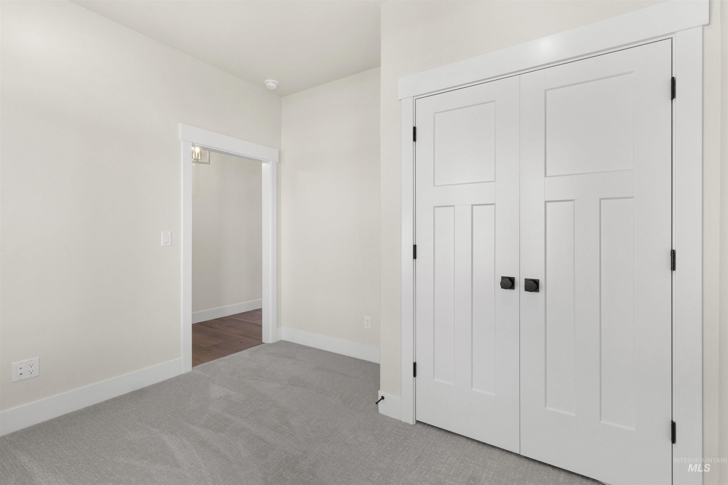 476 Sunspot Property Photo 24