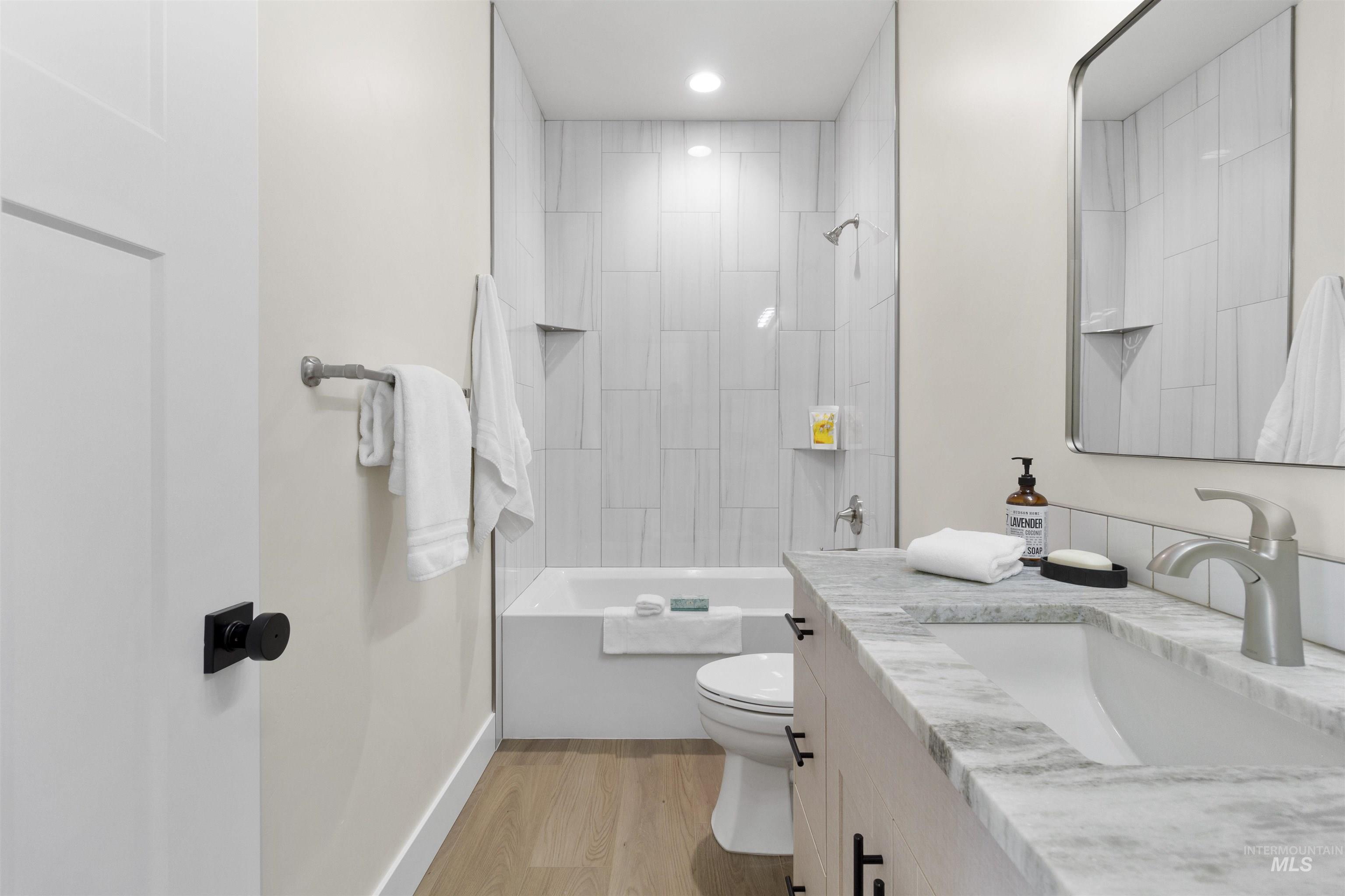 476 Sunspot Property Photo 28