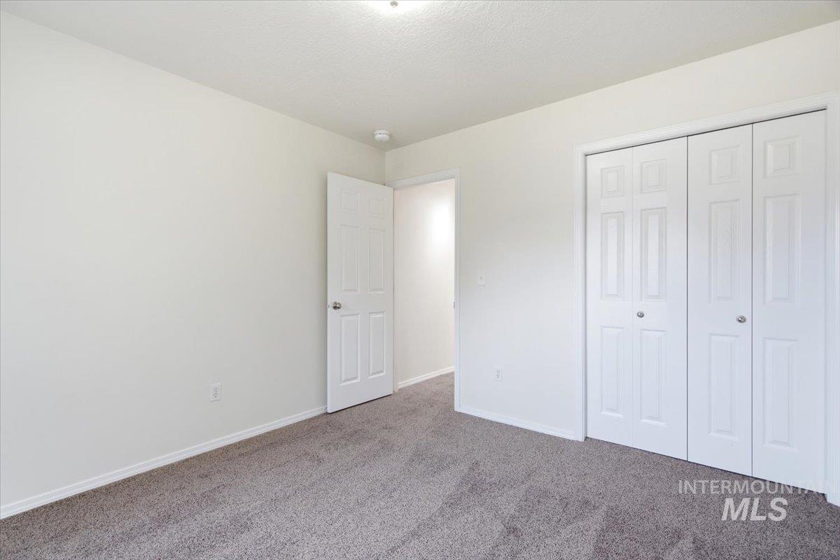 11926 Emerson St Property Photo 18