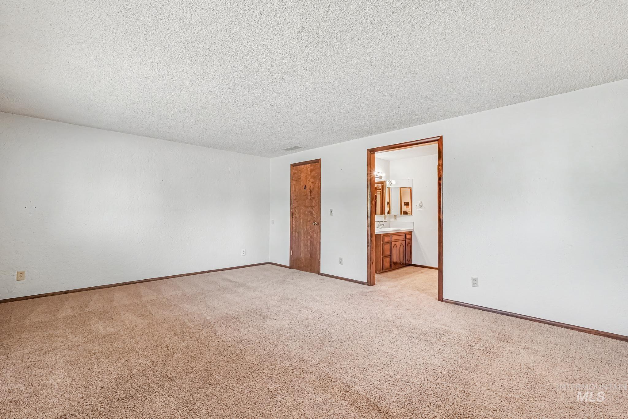 1703 Primrose Dr. Property Photo 22