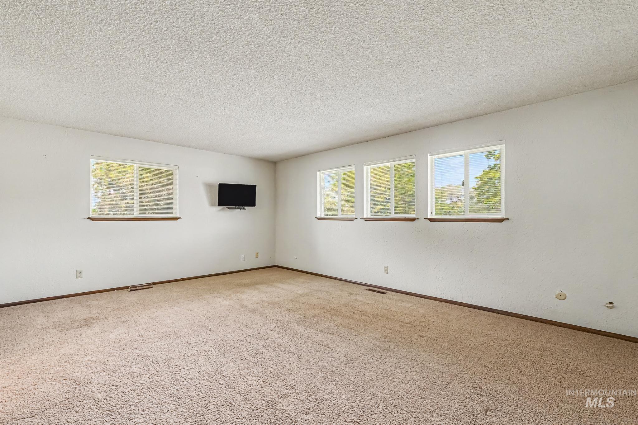 1703 Primrose Dr. Property Photo 23