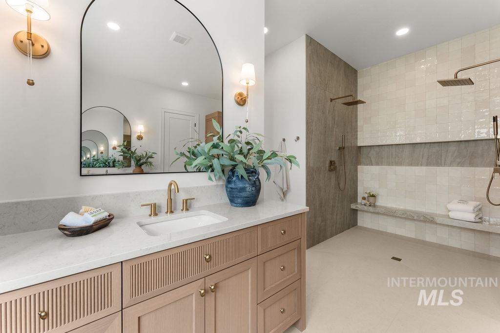 7771 Minam Dr Property Photo 27