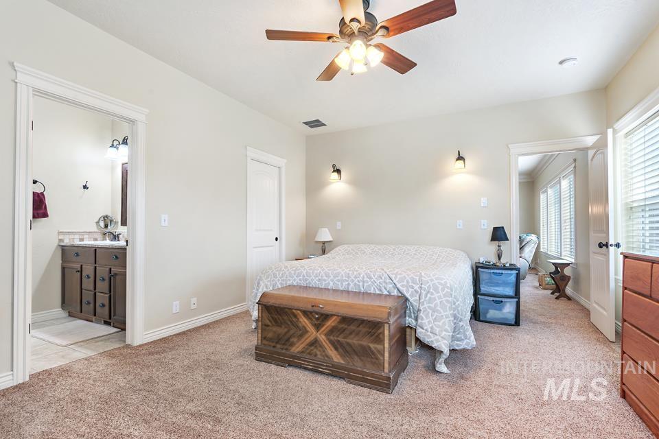 530 Syringa Falls Ct Property Photo 21