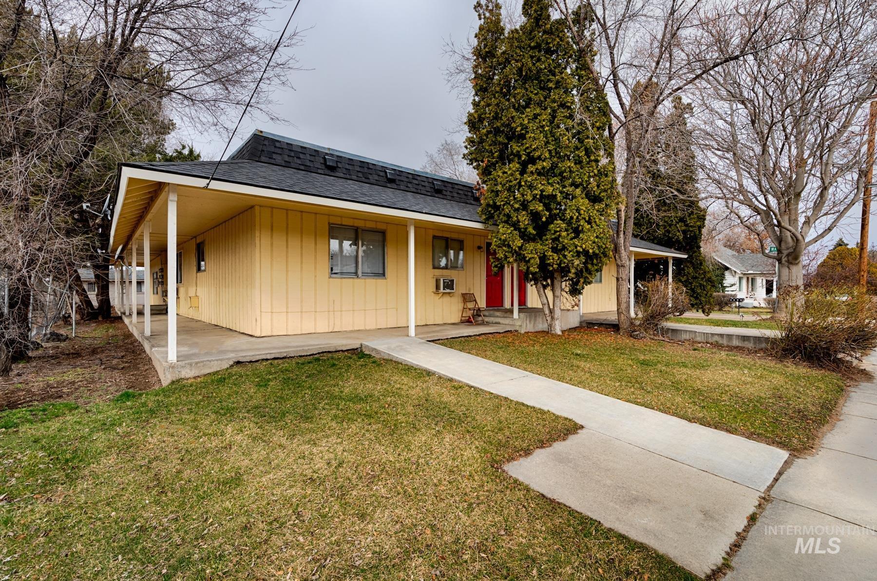 2406 Indiana Ave Property Photo 5