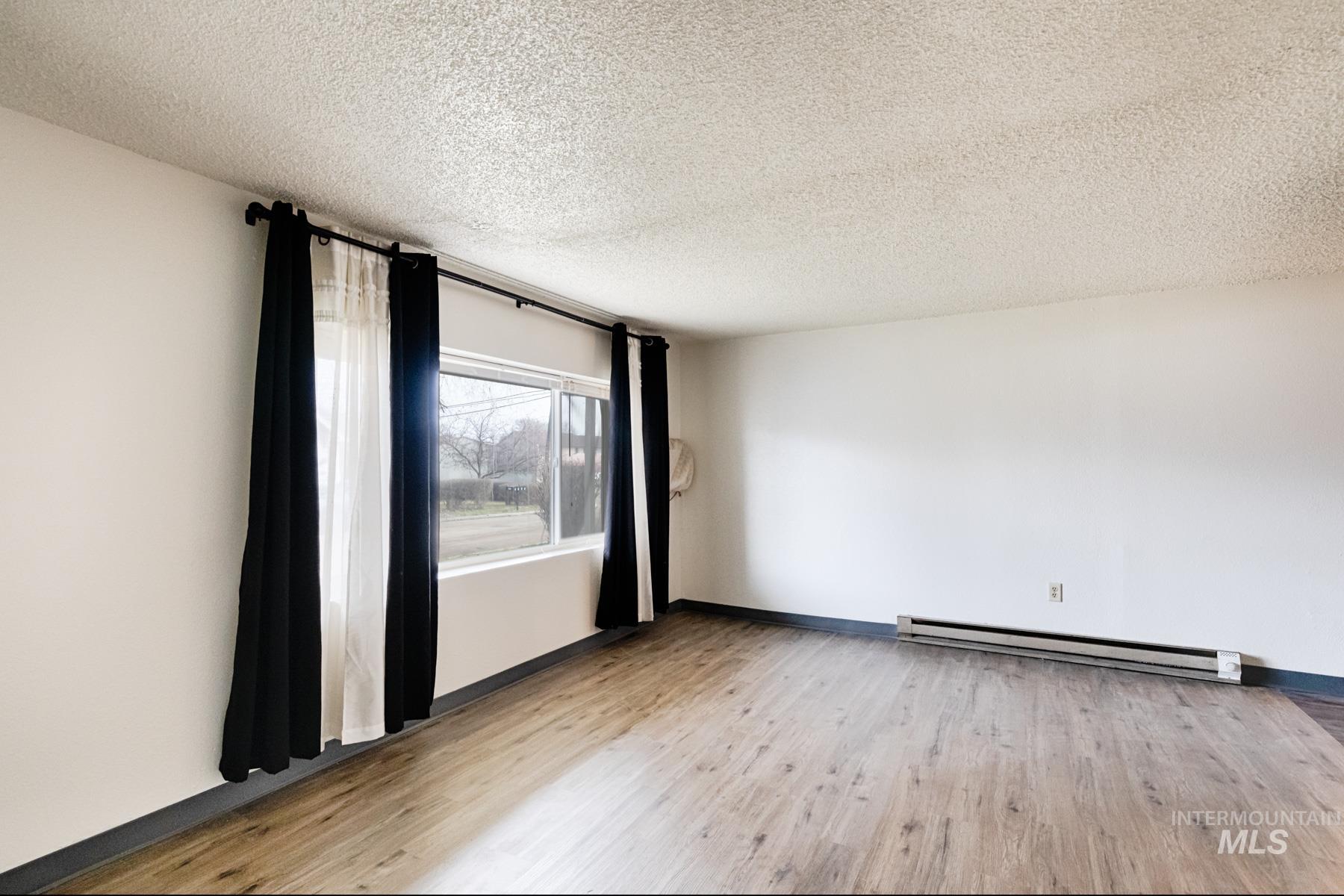 2406 Indiana Ave Property Photo 10
