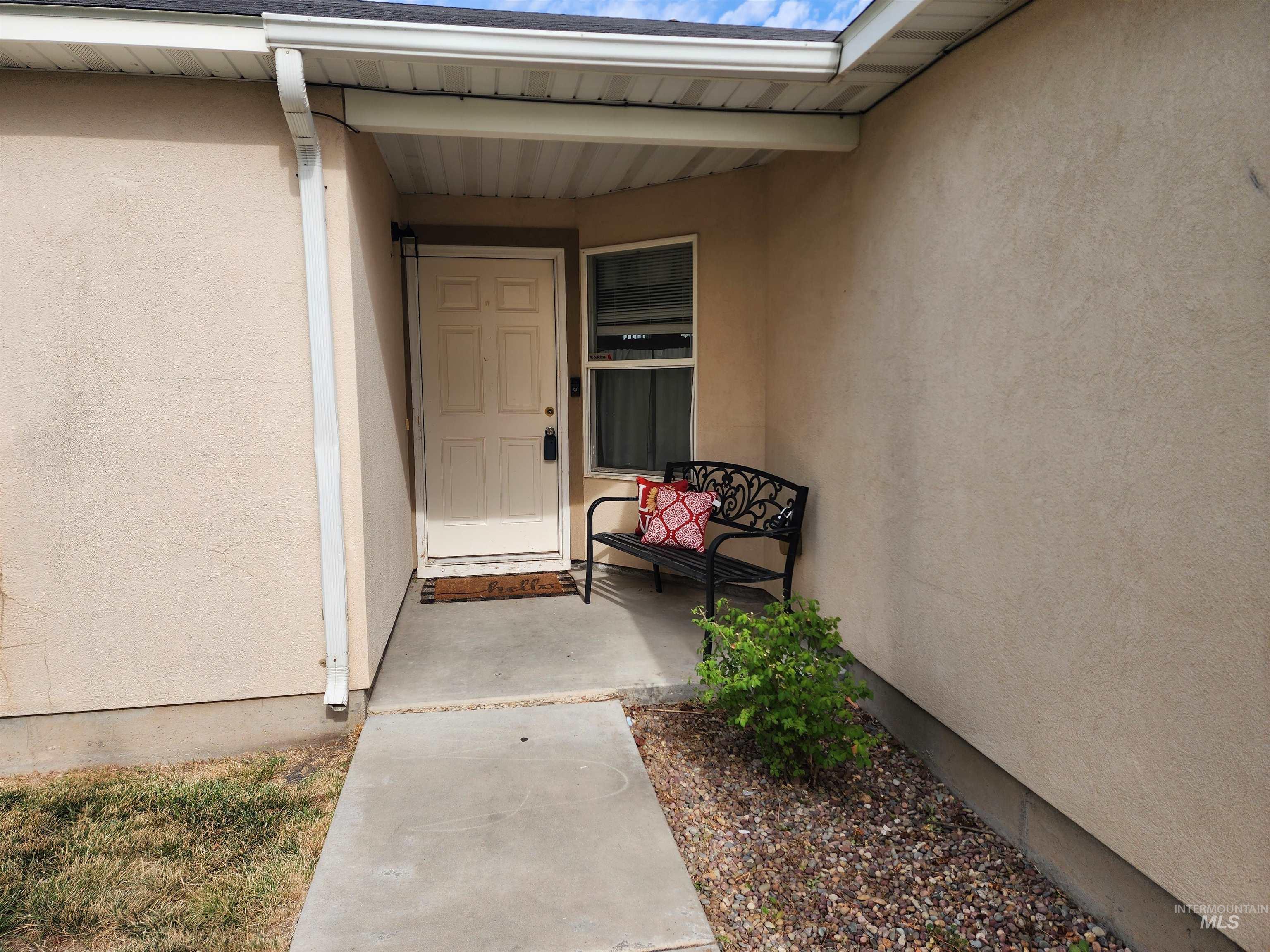 222 Middlepark Way Property Photo 19