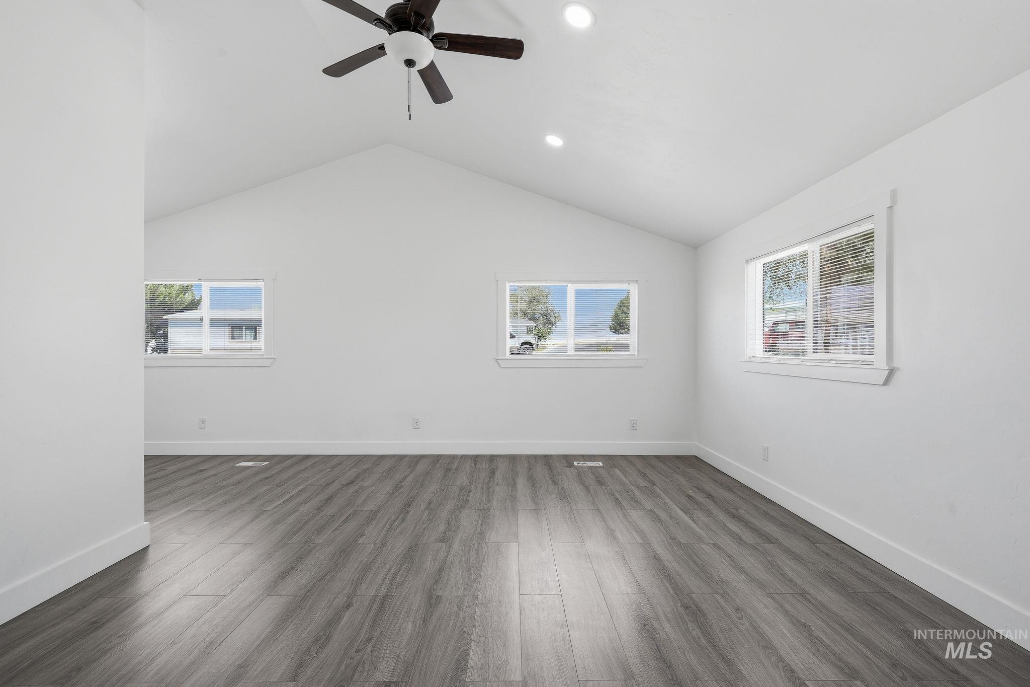 8255 Blue Ridge Property Photo 11